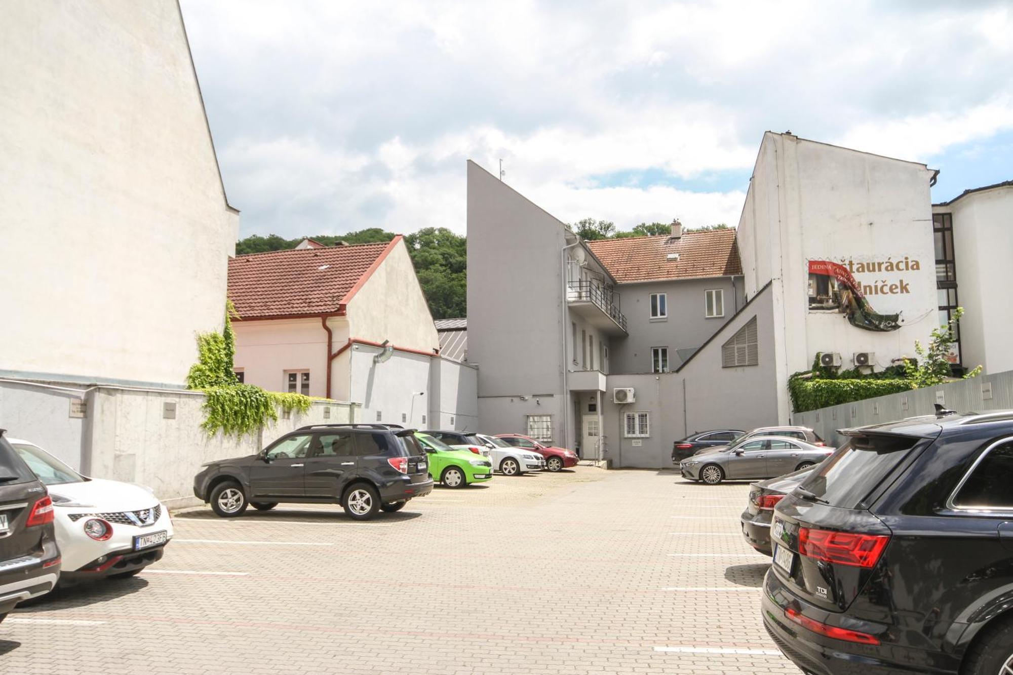 Apartman Vita Deluxe Trenčín 外观 照片